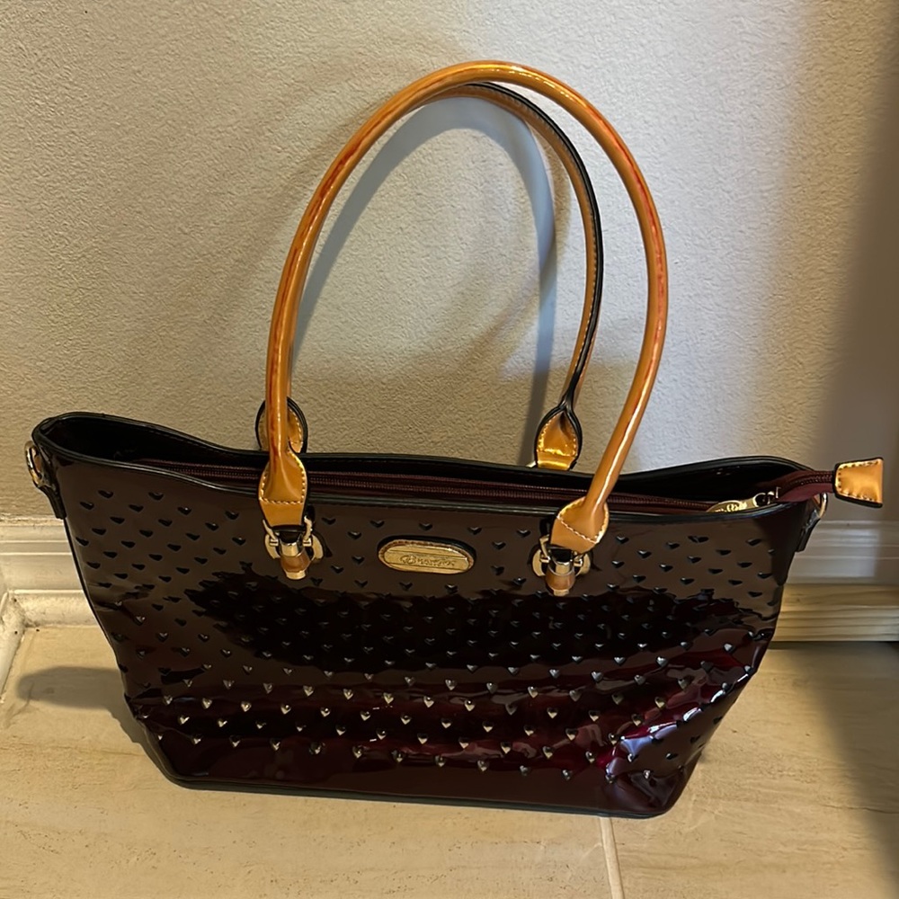 Brangio Italy vinyl maroon shoulder bag with gold hearts